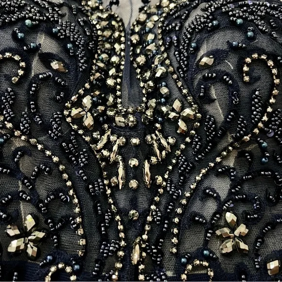 Sumptuous Navy Blue Embellished Evening Gown size 0 - Picture 5 of 16